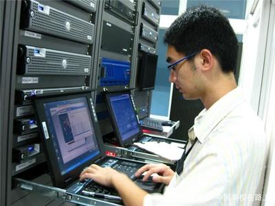 大學計算機專業就業選擇 網絡工程師與軟件工程師的深度解析